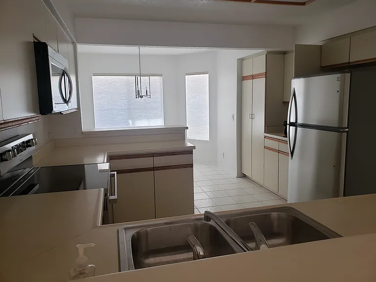 136 Desert Falls Dr E — Photo 6