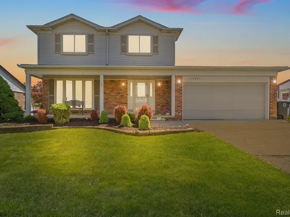 17951 Brentwood Dr, Riverview, MI 48193