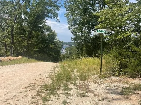 37 Legacy Ln, Sunrise Beach, MO 65079