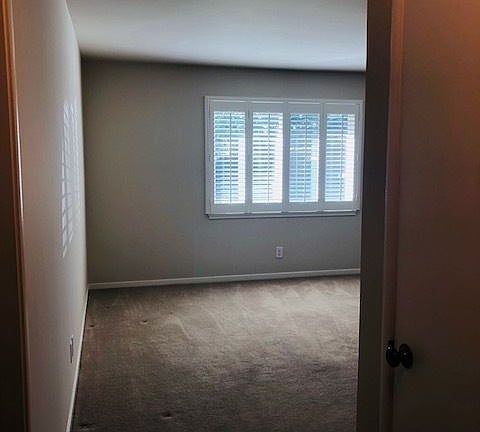 5th image of 1121 Werth Ave