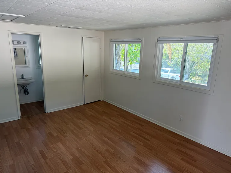 5637 Kent Pl — Photo 27
