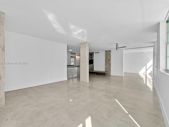 5th image of 301 Ocean Dr #203-204