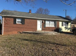 231 Pine Park Dr, Lexington, NC 27295