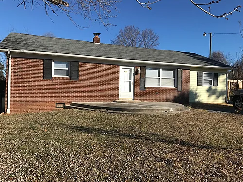 231 Pine Park Dr Photo 1