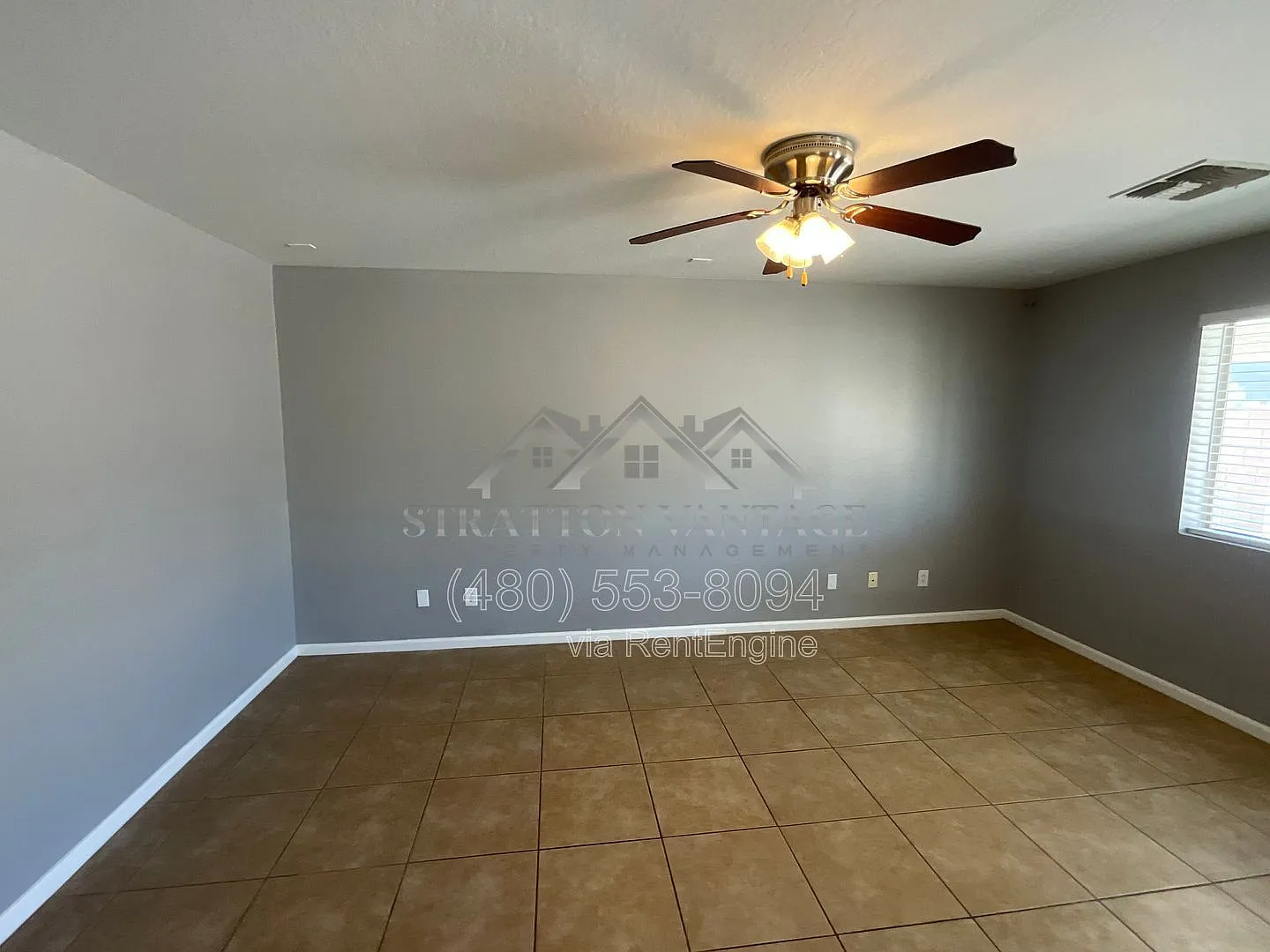 4 bed, 2.5 bath, 2010 sqft, $1,550 — Photo 4