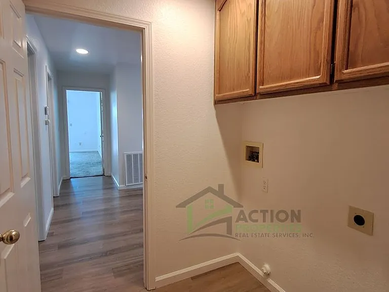 3835 Hunters Glen Pl — Photo 63