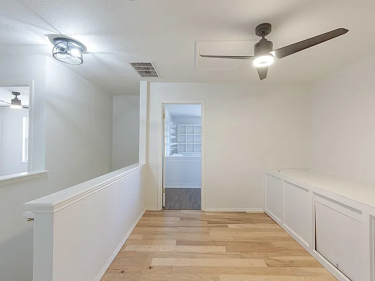 100 Casper Cv — Photo 15