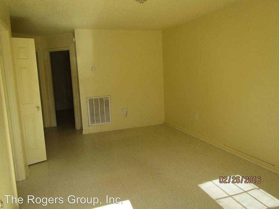 1st image of 200-C 5th St