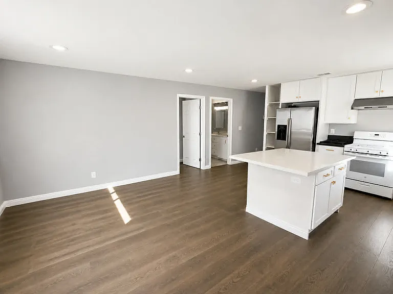 1717 Westwood Pl — Photo 1