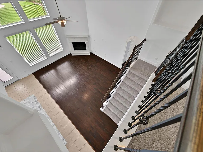 27 Waterfall Way — Photo 17