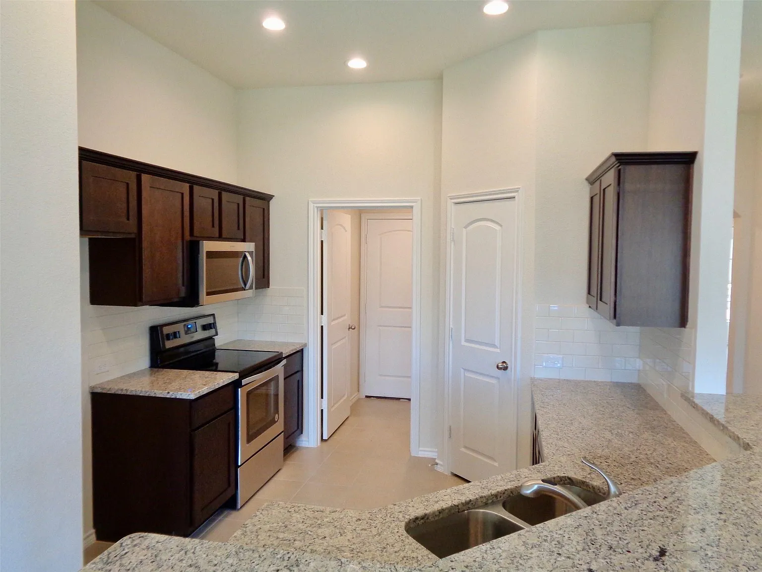 1445 Gallina Trail; Fort Worth 76119 - 1 — Photo 3
