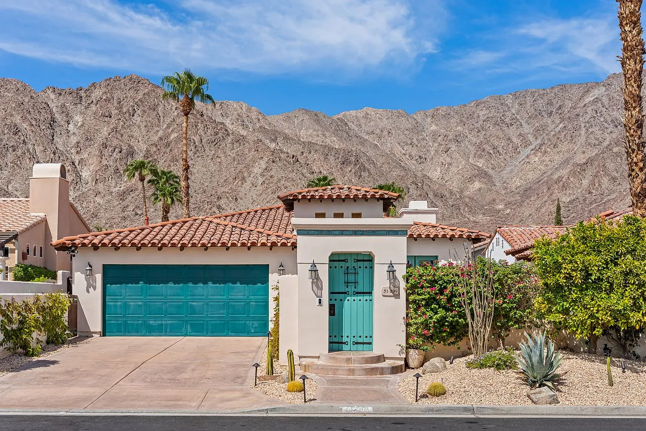 3 bed, 1992 sqft, $7,200 — Photo 1