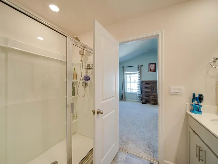 9609 Margrave Dr — Photo 7