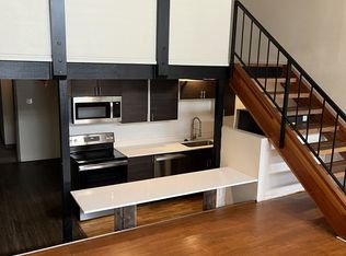 625 NW Everett St APT 105, Portland, OR 97209