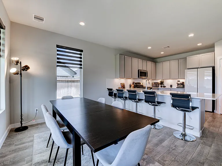 3735 Rush Plains Ct — Photo 17