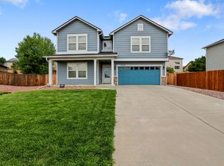 7520 Dellwood Ln, Fountain, CO 80817