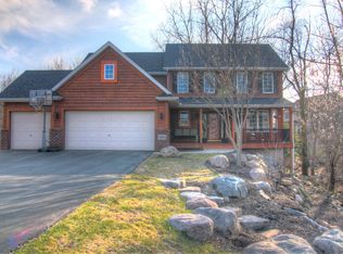 10884 Andes Cir, Inver Grove Heights, MN 55077