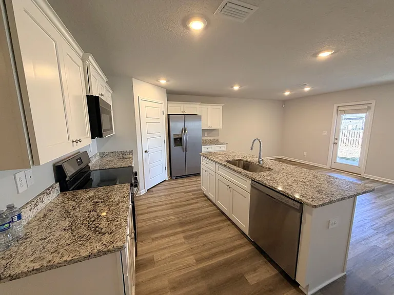 10394 Lowell St E — Photo 5