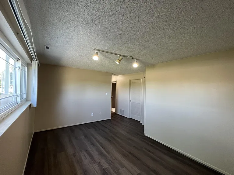 743 Boltz Dr — Photo 27