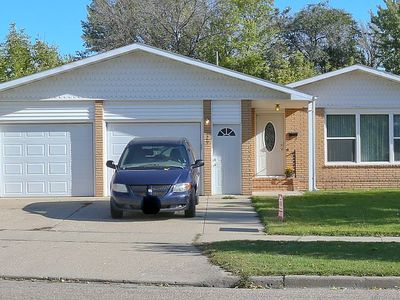 2129 1st Ave SW, Minot, ND, 58701