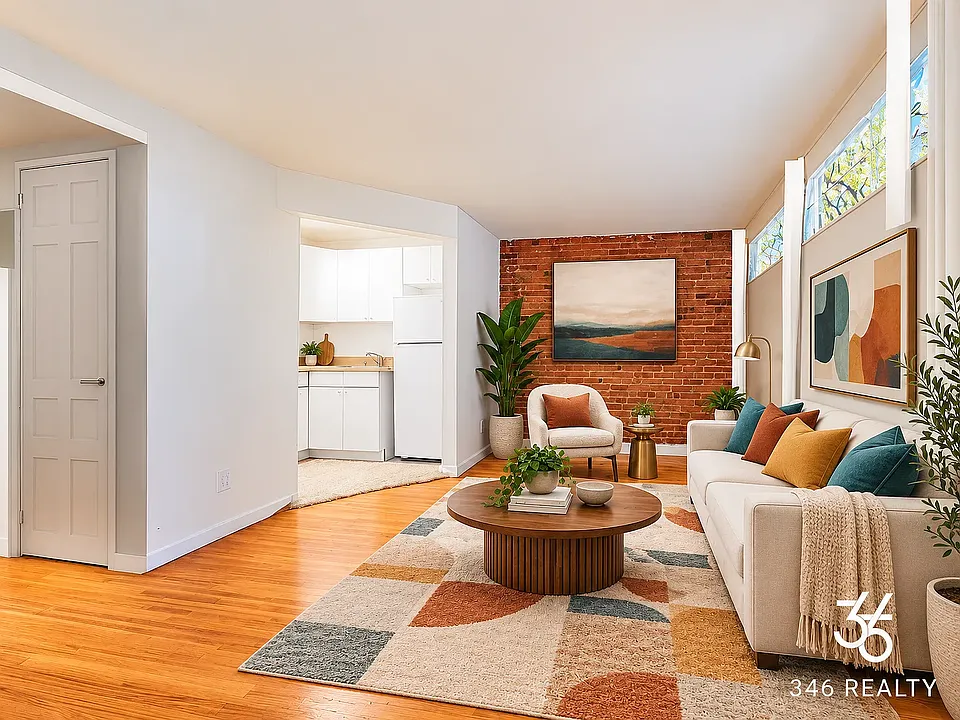 371 1st Ave #3FLD