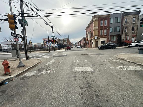 4th image of 1704 N 28th St