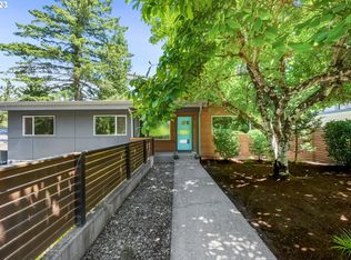 6168 SW 37th Ave, Portland, OR 97221