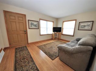 3386 S Kinnickinnic Ave #2, Milwaukee, WI 53207