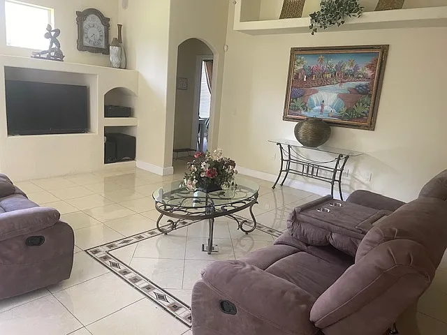 Country Club Rd — Photo 10