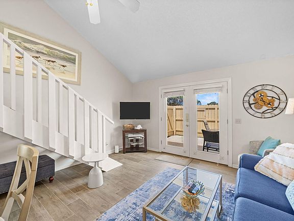 5th image of 17462 Front Beach Rd Unit 30C