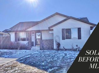 1231 Fairbanks Dr, Box Elder, SD 57719