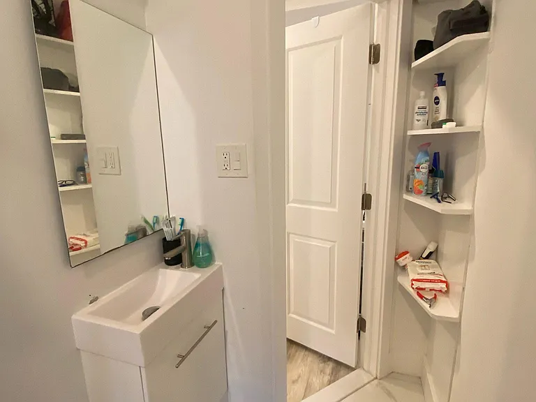 2309 Christian St #1 — Photo 3