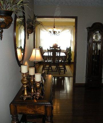 4th image of 889 Arrowhead Dr
