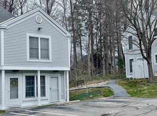 432 South St APT C7, Bennington, VT 05201