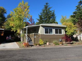 1055 N 5th St UNIT 140, Jacksonville, OR 97530