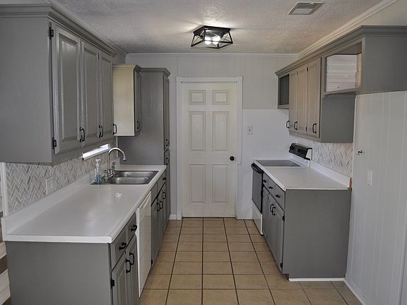 4th image of 125 Shady Creek Dr