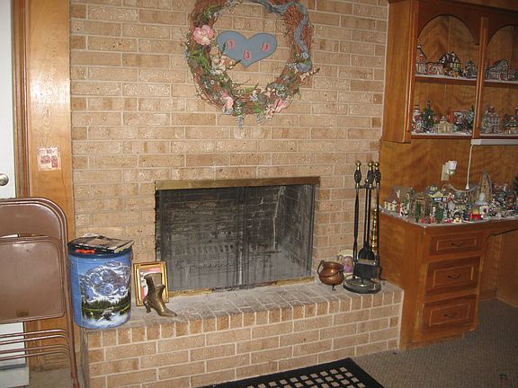 Living Room -Fireplace