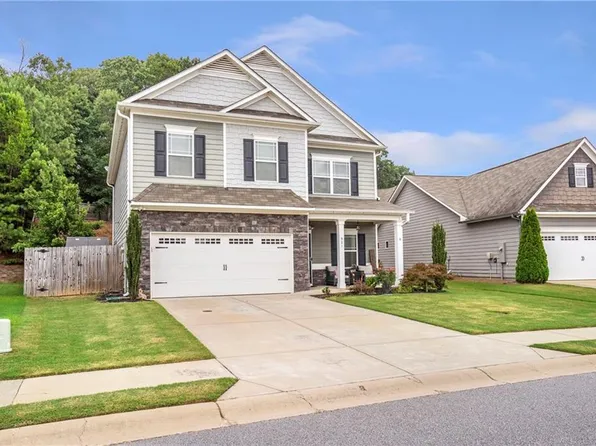 921 Blind Brook Cir, Hoschton, GA 30548