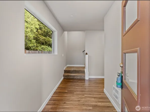 16611 48th Ave W Unit F1, Edmonds, WA 98026