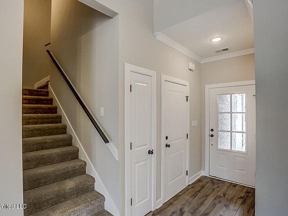 3rd image of 7741 Melisa Dr
