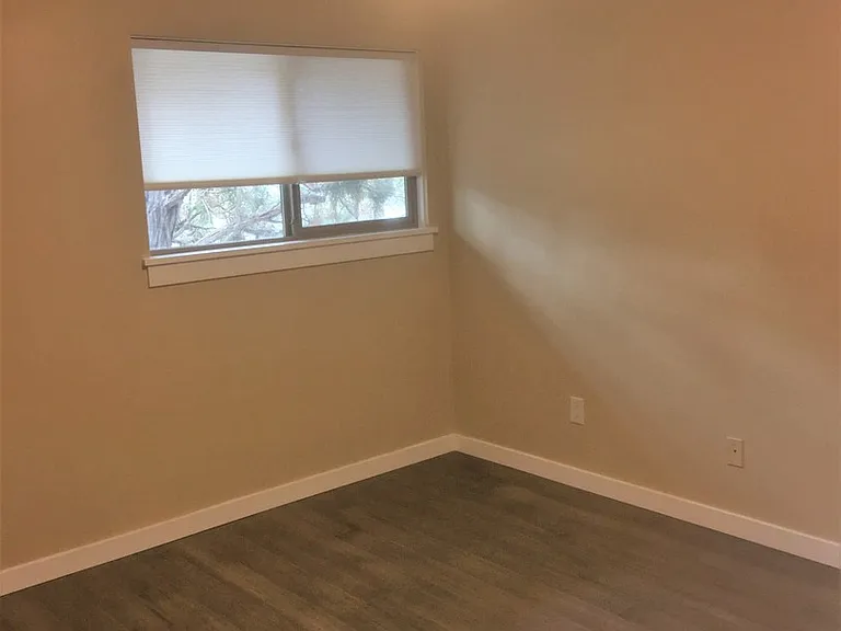 2150 Hill St #1 — Photo 9