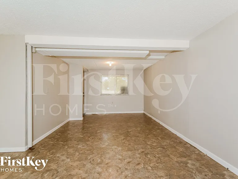 1835 Stilton Ct — Photo 3