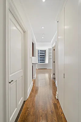 Sold by Nest Seekers International | media 25