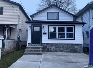 70 Vanderbeck Pl, Hackensack, NJ 07601