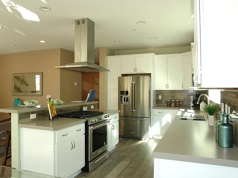 830 Civic Center Dr — Photo 5