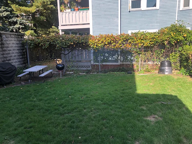 564 Putnam Ave #2L — Photo 14