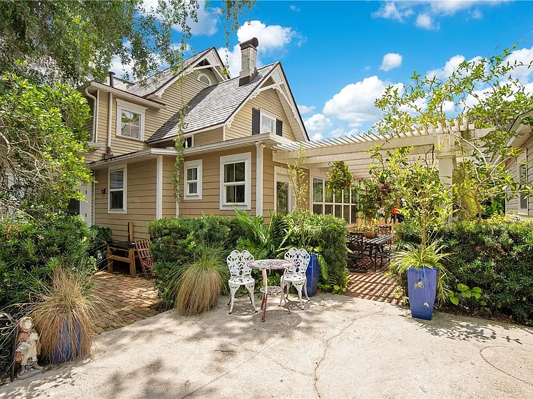 614 Lake Ave — Photo 78