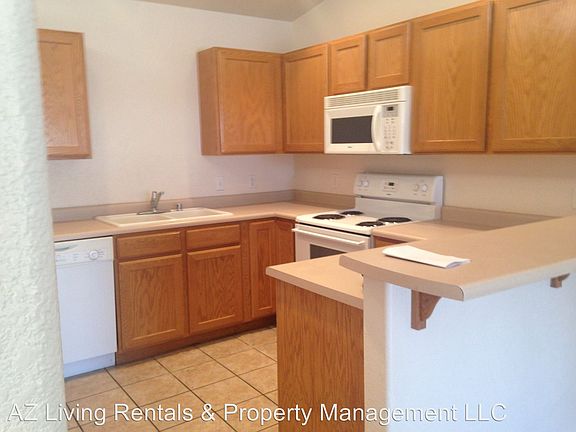4th image of 3320 Arapaho Dr Unit 101