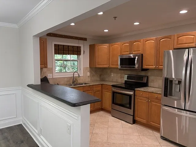 2825 NE Expy NE #F3 — Photo 6