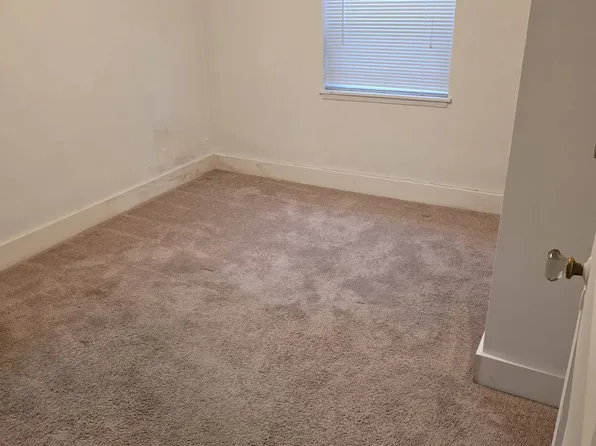 Olivehouse Seattle- 02 6537 2nd - O2L2, 6537 2nd Ave NE, Seattle, WA 98115